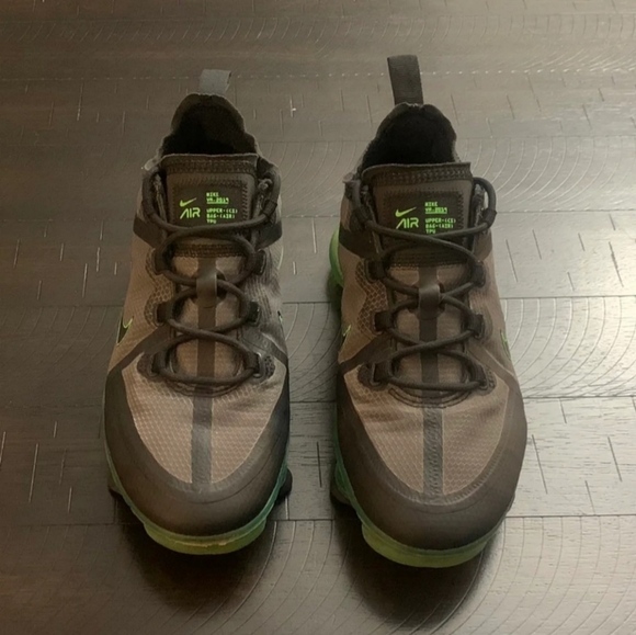 Nike 4.5 Air VaporMax Scream Green Shoes - Picture 4 of 11